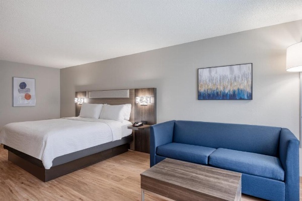 Holiday Inn Express Hotel & Suites Columbia-I-20 at Clemson Road image 28